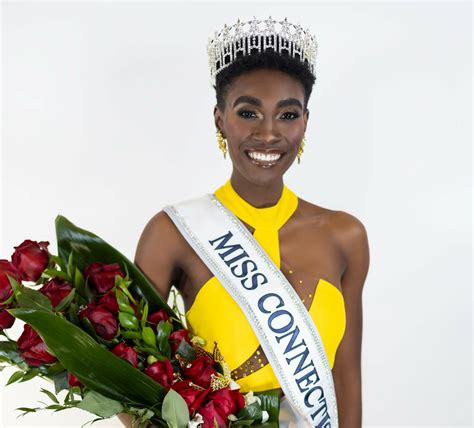 miss universe lesbian|Miss CT Shavana Clarke is the first openly queer woman to win title.